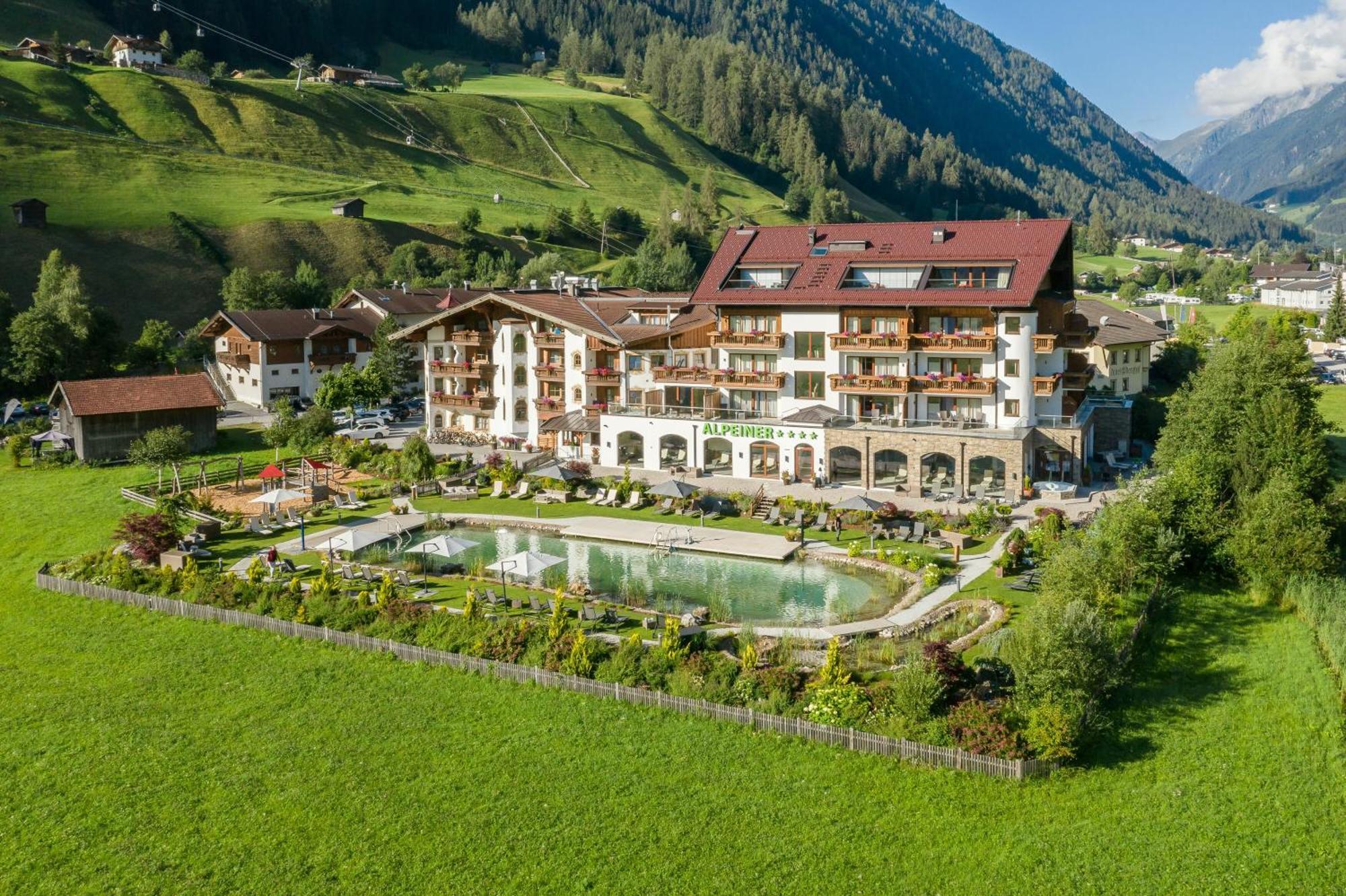 อัลไพเนอร์-เนเจอร์ รีสอร์ต ทิโรล Hotel นอยชติฟ อิม ชตูไปทัล ภายนอก รูปภาพ