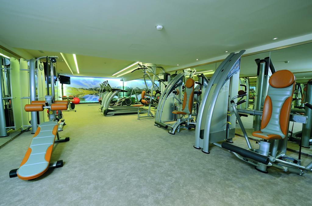 อัลไพเนอร์-เนเจอร์ รีสอร์ต ทิโรล Hotel นอยชติฟ อิม ชตูไปทัล ภายนอก รูปภาพ