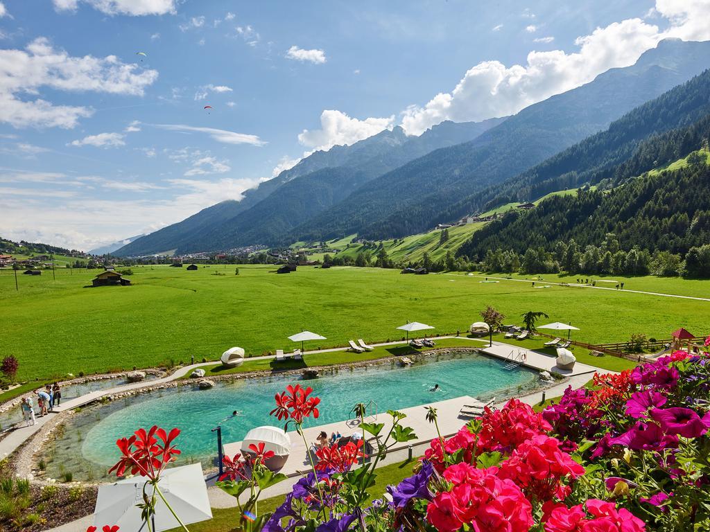 อัลไพเนอร์-เนเจอร์ รีสอร์ต ทิโรล Hotel นอยชติฟ อิม ชตูไปทัล ภายนอก รูปภาพ