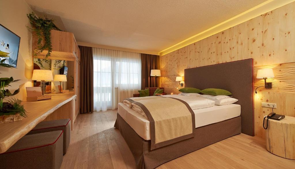 อัลไพเนอร์-เนเจอร์ รีสอร์ต ทิโรล Hotel นอยชติฟ อิม ชตูไปทัล ห้อง รูปภาพ