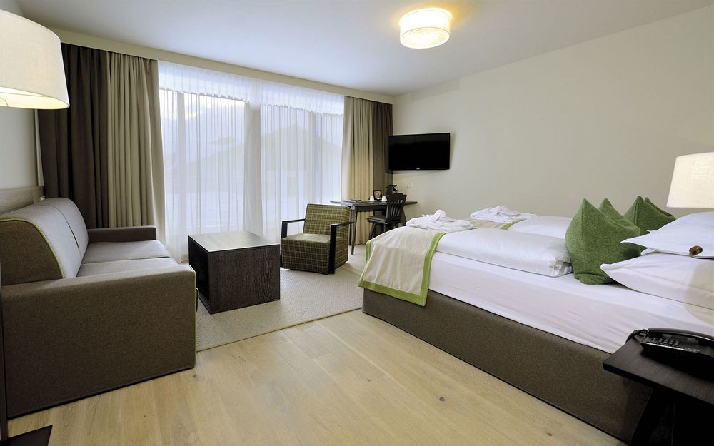 อัลไพเนอร์-เนเจอร์ รีสอร์ต ทิโรล Hotel นอยชติฟ อิม ชตูไปทัล ภายนอก รูปภาพ
