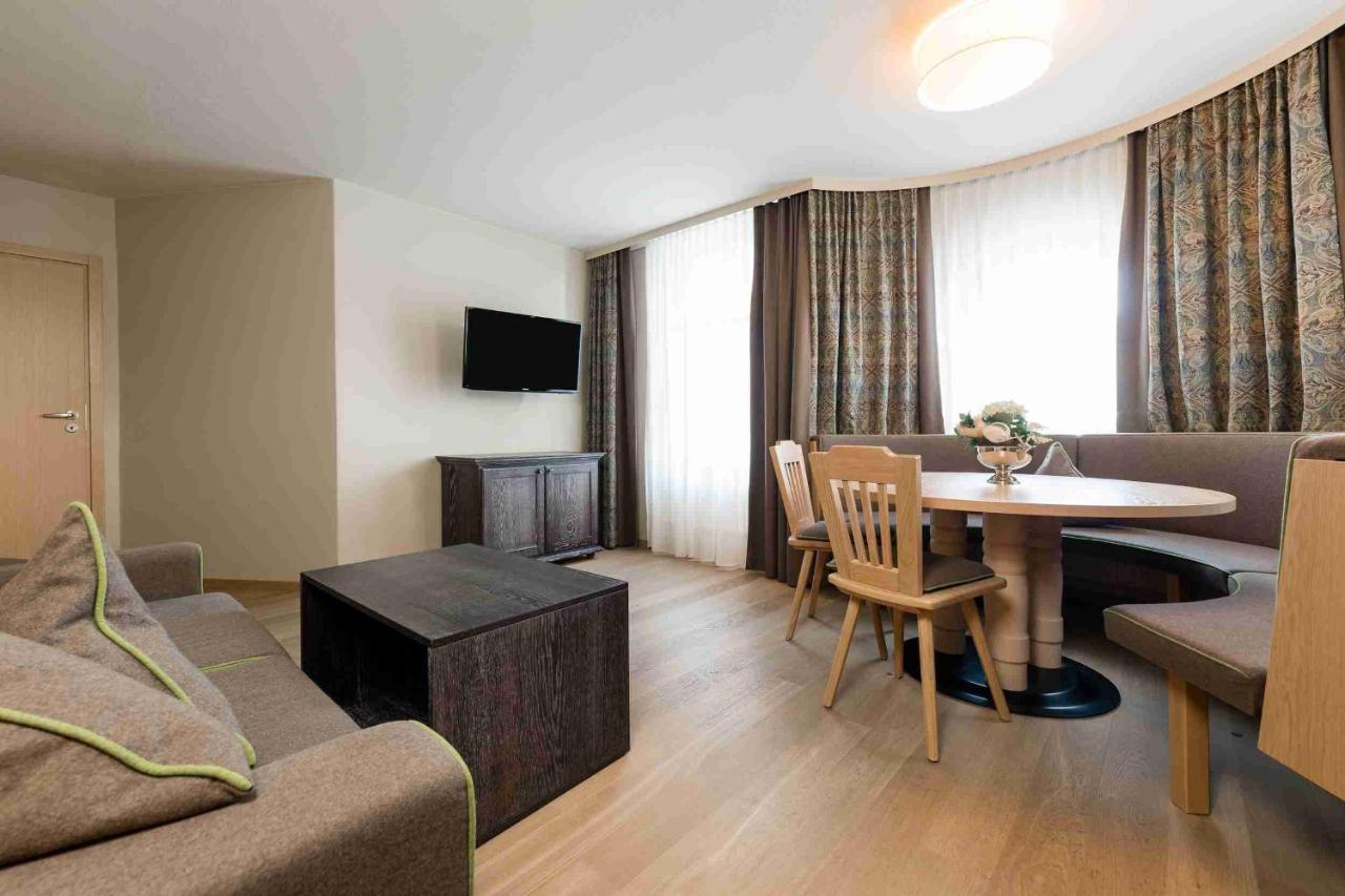 อัลไพเนอร์-เนเจอร์ รีสอร์ต ทิโรล Hotel นอยชติฟ อิม ชตูไปทัล ภายนอก รูปภาพ